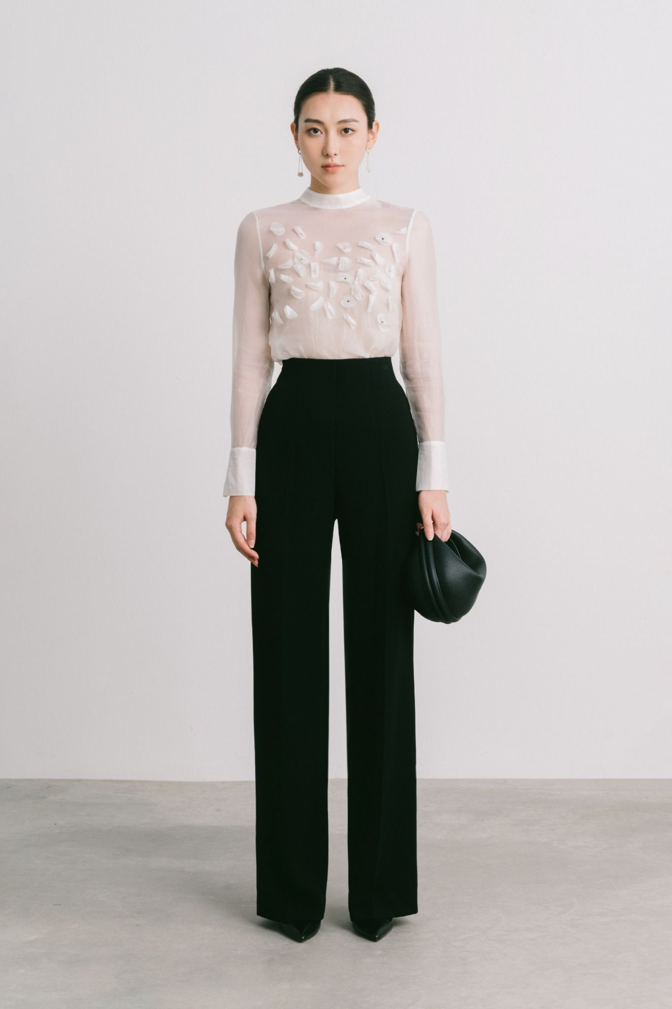 Pantalón Recto en Triacetato · Corte Limpio