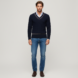 Suéter pullover de lana de cordero con detalle de patrón